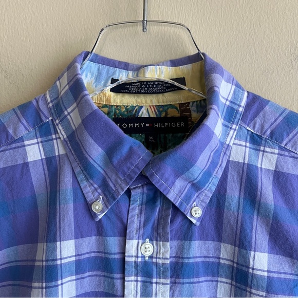 Vintage Tommy Hilfiger Short Sleeve Plaid Button Down w/ Tropical Inside Trim M - Picture 4 of 9